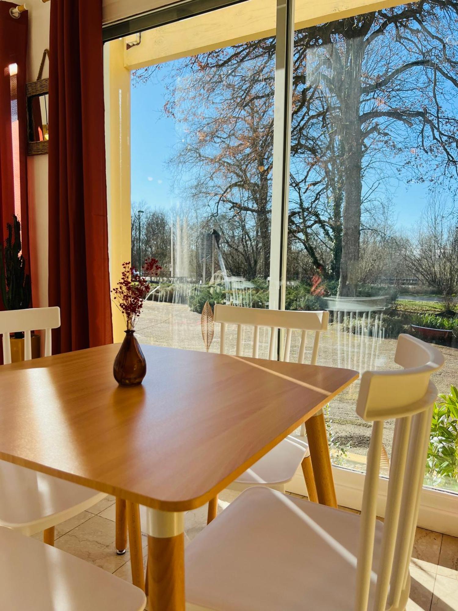 Motel Les Broussailles Mesves-sur-Loire Luaran gambar