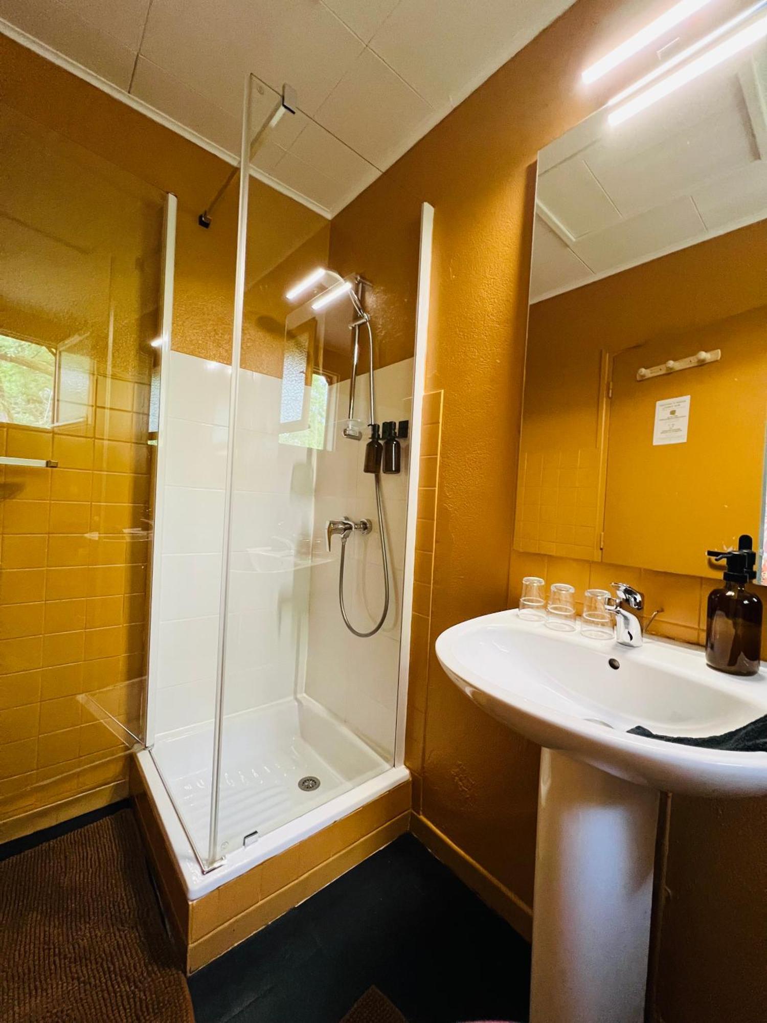 Motel Les Broussailles Mesves-sur-Loire Luaran gambar